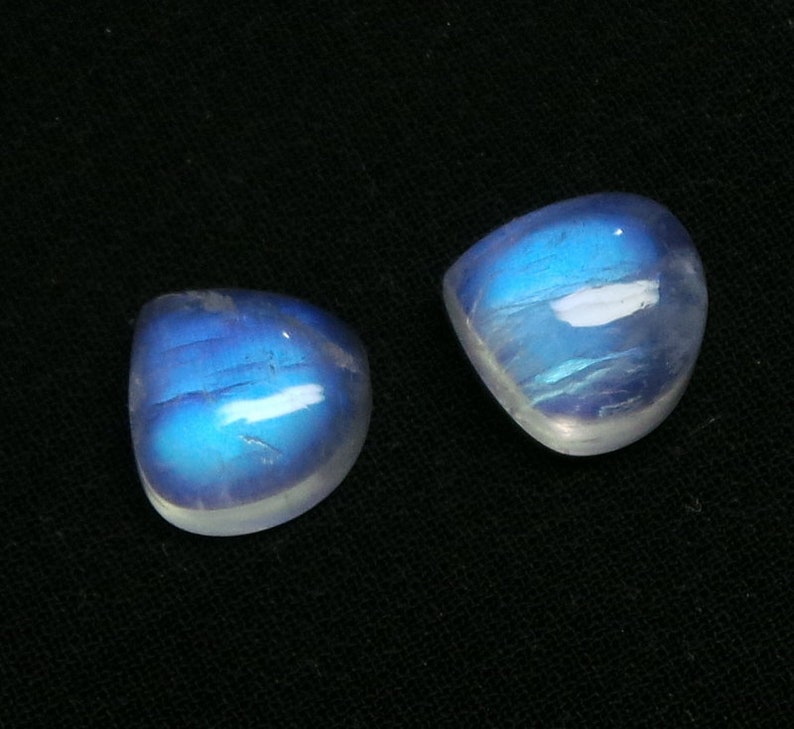 Heart Rainbow Moonstone Cabochon loose Gemstone Blue Fire