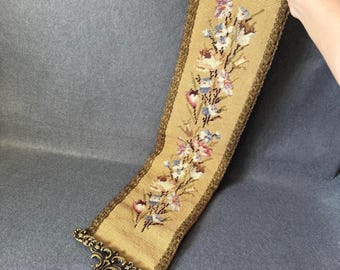 Vintage Danish Needlepoint Bell Pull Solid Brass Hardware No 3062 - 33" Floral Tapestry Wall Hanging Grandmillennial Cottagecore Decor