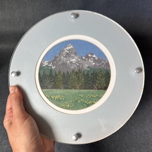 Berg Kreuzstich-Mittelstück, Grand-Teton-Nationalpark, Untersetzer-Barware, dekorativer Couchtischuntersetzer, Geburtstagsgeschenke für Ihn