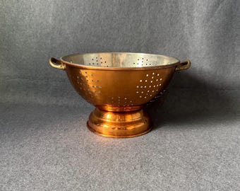 Vintage Copper Colander Brass Handles, Footed Metal Strainer Bowl, Made in Korea, Rustic Farmhouse Kitchen Decor