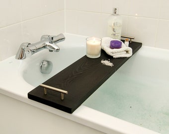 Baderegal aus Holz mit silbernen Griffen Badebrett Badeschale Badetablett Badebrücke Baderegal Handarbeit