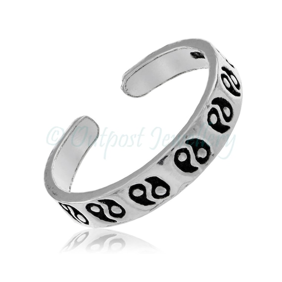 New !! Sterling Silver Adjustable Ying Yang Toe Ring  ! 925 