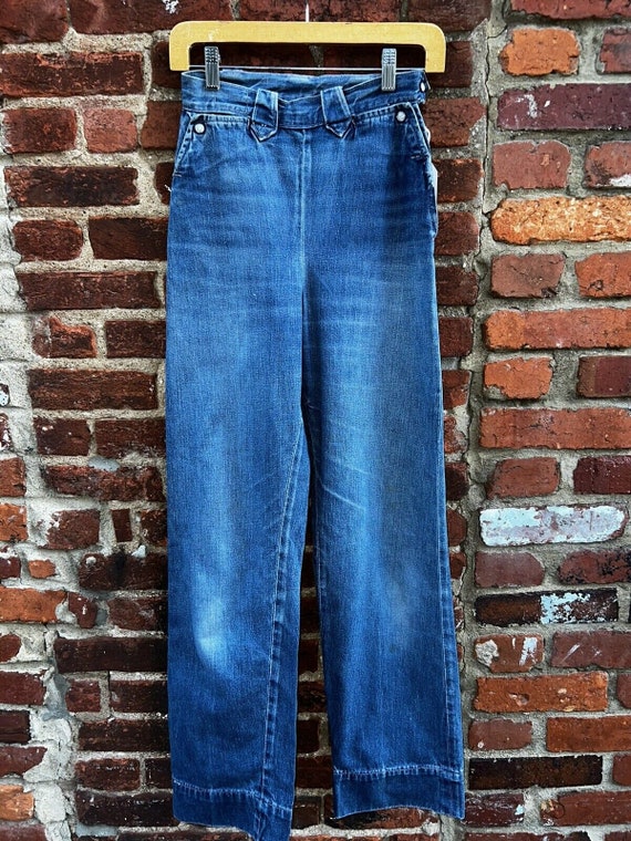 Vintage Levi’s Denim Family lady Denim Jeans 50s … - image 4