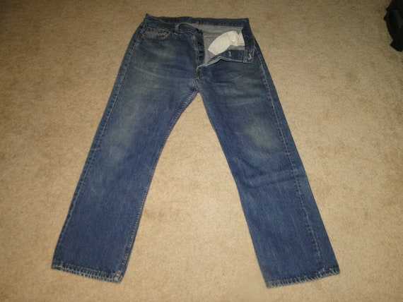 Vintage LEVI'S 501 Denim Jeans. No BIG E No Redlin
