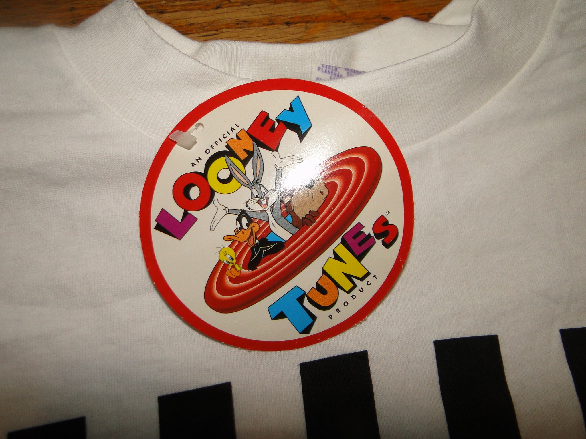 NWT Vintage 90s Looney Tunes Tweety's Gym T Shirt 1996 Sz XL NWT Vintage 90s Looney Tunes Tweety's Gym T Shirt 1996 Sz XL