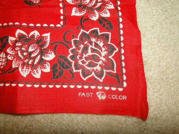 Vintage Trunk Down FAST COLOR BANDANA Handkerchief