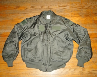 Vintage US Militaria flyer's Jacket cold weather cwu 45/p Alpha Sz L