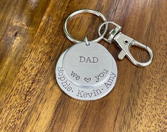 Dad We Love You Keychain | Fathers Day Gift | Dad Gift | Fathers Day Keychain | Gift for Dad / Custom Fathers Day | Christmas Gift for Dad