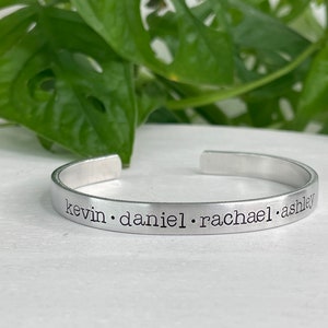 Custom Name Bracelet For Mom | Bracelet with Kids Name | Personalized Name Bracelet | Gift for Mom | Gift for Grandma Nana | Gift for Wife