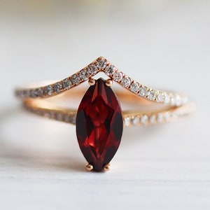 5*10mm Marquise Cut Natural Red Garnet Ring Set Engagement Ring Diamond Ring Promise Ring Anniversary Ring 14K Rose Gold