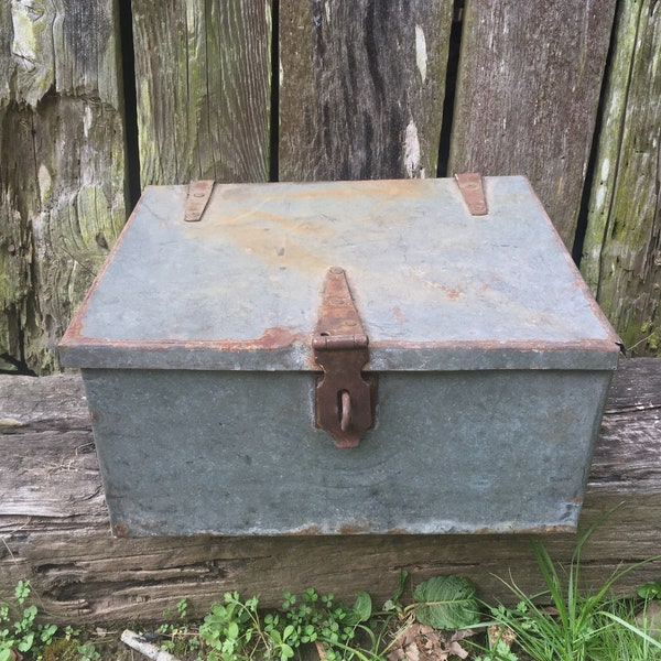 Old Metal Boxes Etsy