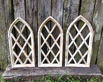 1-30" Arch Window Frame, Diamond Wood Window, Cathedral Window, Chippy White, Wall Decor, Wall Hanging, French Farmhouse