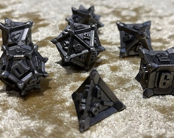 Volledige set metalen dobbelstenen: dieptelader polyedrische dobbelstenen voor D&D, verkenner