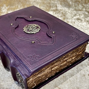 Journal Notebook, Tome, Grimoire, Spell Book Leather Fantasy DnD, Witchcraft, with Embellishments. blank with Deckled Parchment zdjęcie 5