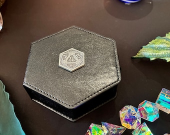 D20 Dice box | Vault | Dungeons and Dragons | Pathfinder | DnD Dice | Hexagonal | Vegan Leather