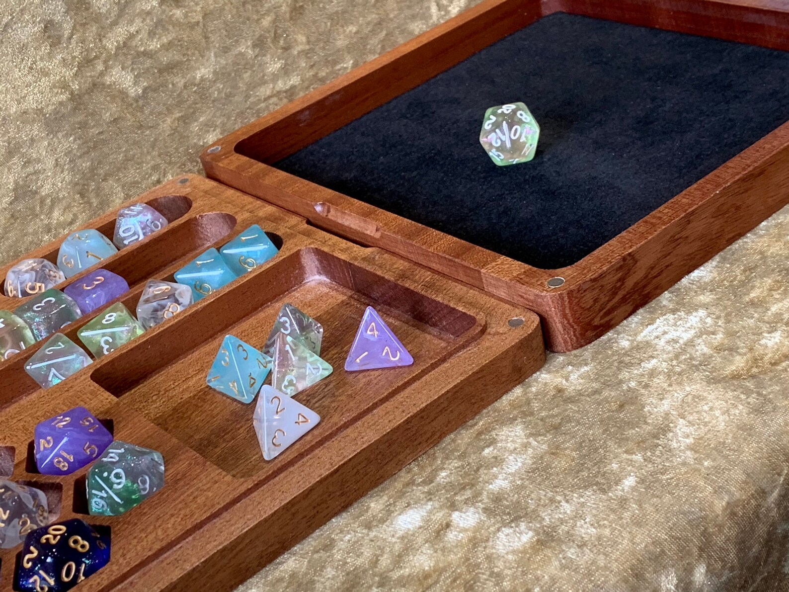 make a wooden dicebox make a wooden dicebox