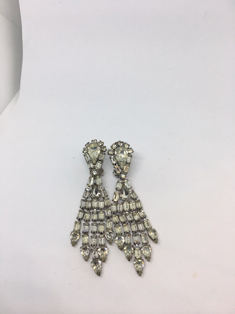 Elegant /& Glamorous Vintage Signed Weiss Rhinestone Earrings Designer Clip On Earrings A great gift or keep for yourself!