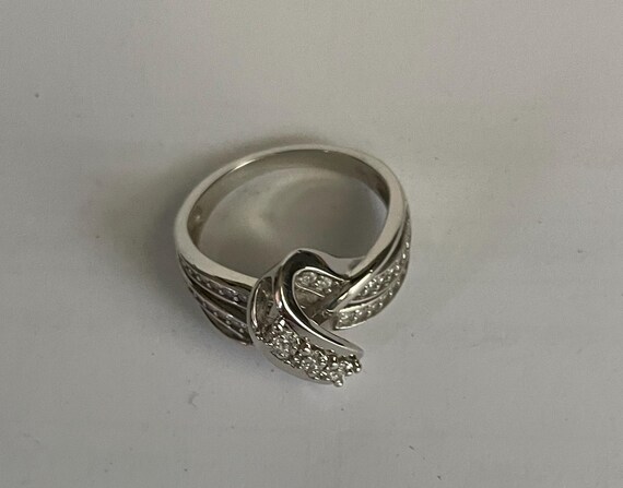 Sterling Silver CZ Statement Ring: Size 7.25 - image 4