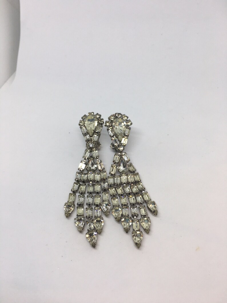 Elegant /& Glamorous Vintage Signed Weiss Rhinestone Earrings Designer Clip On Earrings A great gift or keep for yourself!