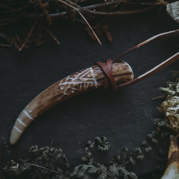 Antler Necklace Pendant Sami Ornamental design // Viking Celtic Pictish Shield Maiden