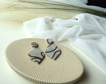 Aesthetic Line Art Earrings, Indie Jewelry for Modern Woman, Homemade Earrings with Super Light Clay, Neutral Tone Monoline Style Jewelry