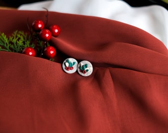 Winter Wreath Earrings, Hypoallergenic Holiday Stud Earrings with Polymer Clay, Seasonal Christmas Jewelry, Cool Pine Earrings for Her