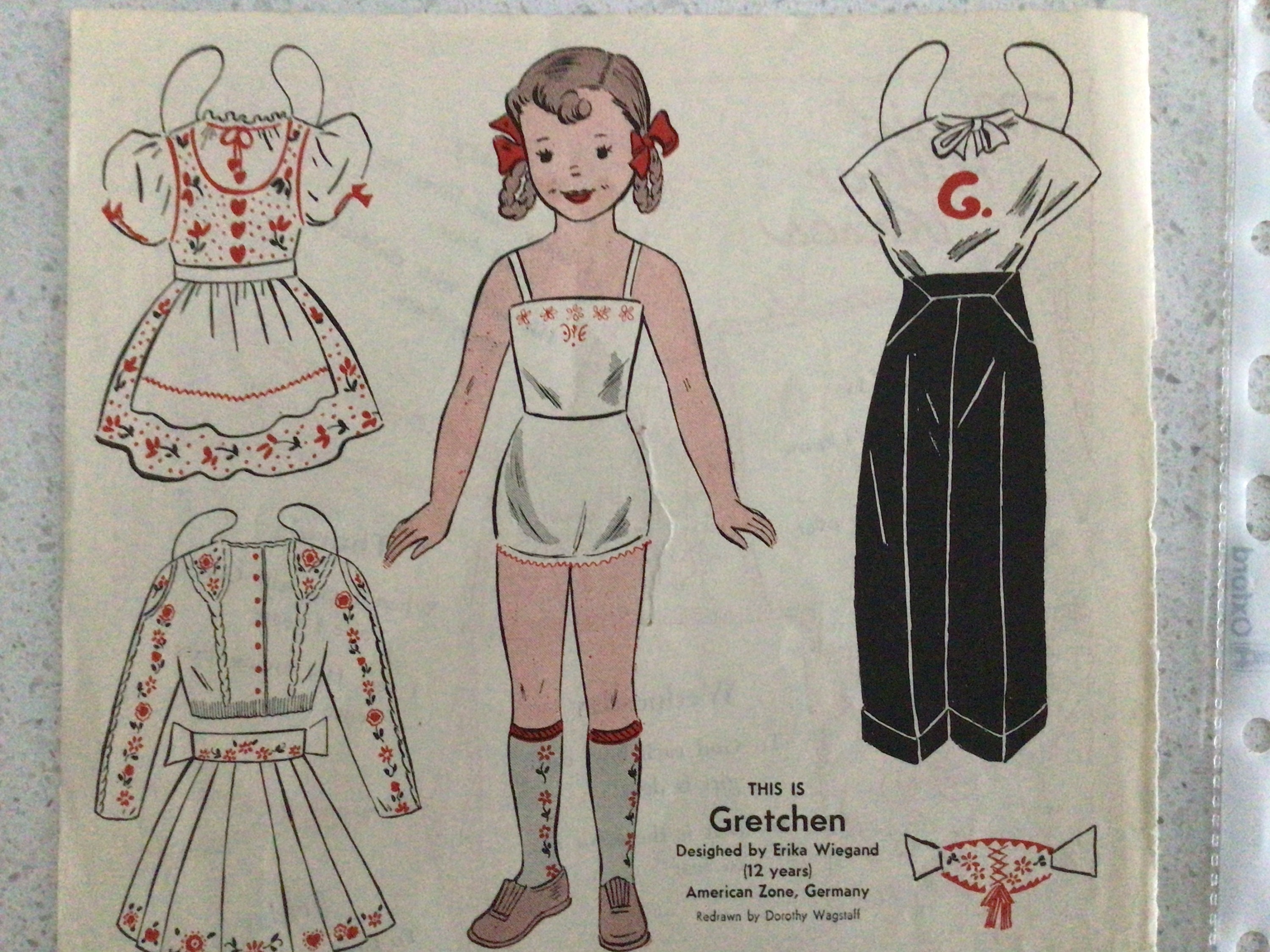 VINTAGE UNCUT 1948 DOLL HOUSE PAPER DOLLS~#1 REPRODUCTION