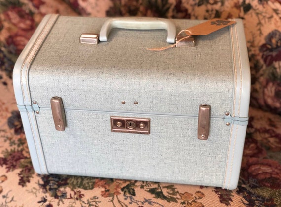 Vintage Robin Egg Blue Samsonite Train Case, Cosme