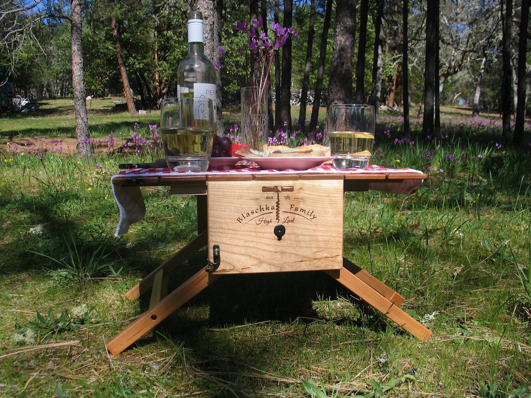 Picnic wine carrier hotsell
