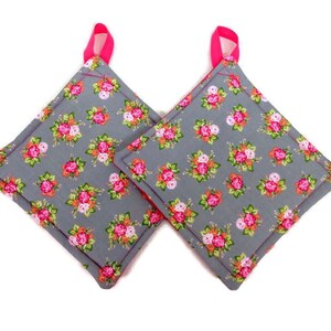 Gray Mini Rose Potholder or Hot Pad set with Hanging Loop