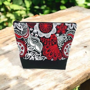 Cosmetic Bag, Make Up Bag, Toiletry Bag, Travel Bag, Zippered Pouch, Luggage Bag Red and Black Abstract Flower