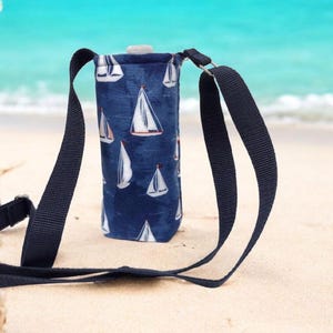 Water Bottle Holder, Water Bottle Carrier, Water Bottle Bag Sailboat Insulated Water Bottle Holder with Adjustable Strap