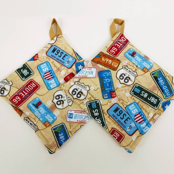 Pot holder for kitchen Pot Holder Set Oven Hot Pad Pot Holder for Cooking or Baking in a Historic Street Sign Fabric Print