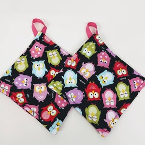 Pot holder for kitchen Pot Holder Set Oven Hot Pad Pot Holder for Cooking or Baking in a Black Owl and Pink Leopard Fabric Print