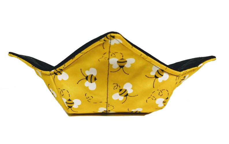Honey Bee quilted cotton reversible microwavable soup bowl holder or …