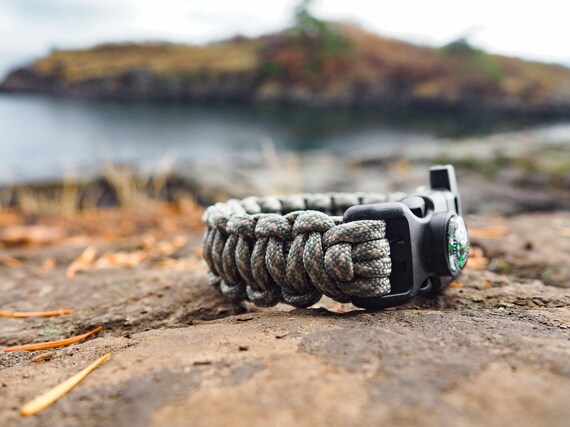 paracord survival bracelet canada