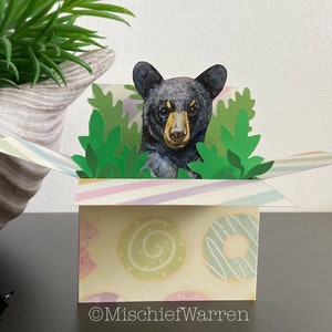 Carte ours noir. Carte boîte 3D, vierge ou personnalisée ; Anniversaire, fête des mères ou des pères, mariage, anniversaire, merci. Porte-cartes cadeau.