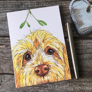 Gold Cockapoo Weihnachtskarte. Gelbe Labradoodle Weihnachtskarte. Kann direkt senden.
