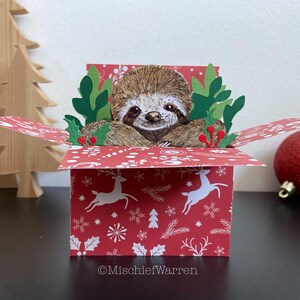 Carte de Noël paresseux. Carte personnalisée 3D Sloth Box. Porte-cartes cadeau de Noël.