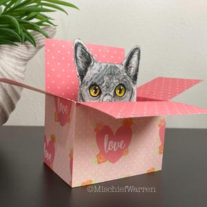 Carte de Saint-Valentin chat gris. Carte 3D en forme de boîte pour chat, personnalisée. Porte-cartes cadeau anniversaire de mariage Love.