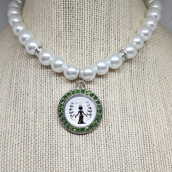 Lambda Iota Chi Pearl Necklace and Bracelet Set