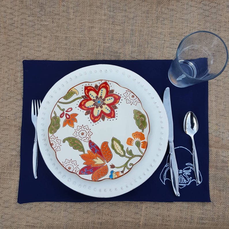 hand embroidered Disney R2D2 Darth Vader Blue reversible 2 cotton fabric Star Wars Placemats C3PO Classic Starwars