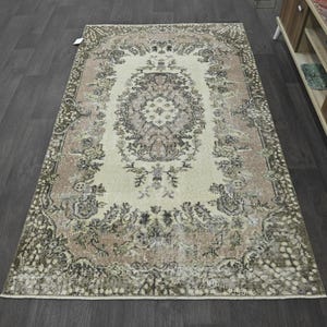Turkish rug, Vintage rug, Medium rug, Area rug 4 ft x 6.5 ft Handmade rug, Turkey rug, Boho rug, Wool rug, Doormat rug, Floor rug 10794