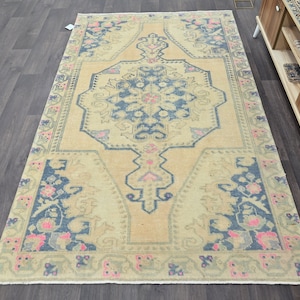 Wool Turkish Rug, 4.42 x 7.3ft, 135x224cm, Geometric Turkish Rug, Oriental Turkish Rug, Gift Turkish Rug, Vintage Rug, Faded Rug, Salon Rug