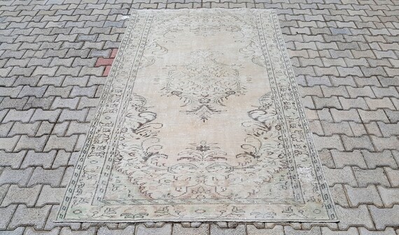 salon rug, oushak rug, turkish floor rug, muted rug, faded rug, handmade vintage rug, livingroom rug, boho rug, 5.2 x 8.7 feet, 5002