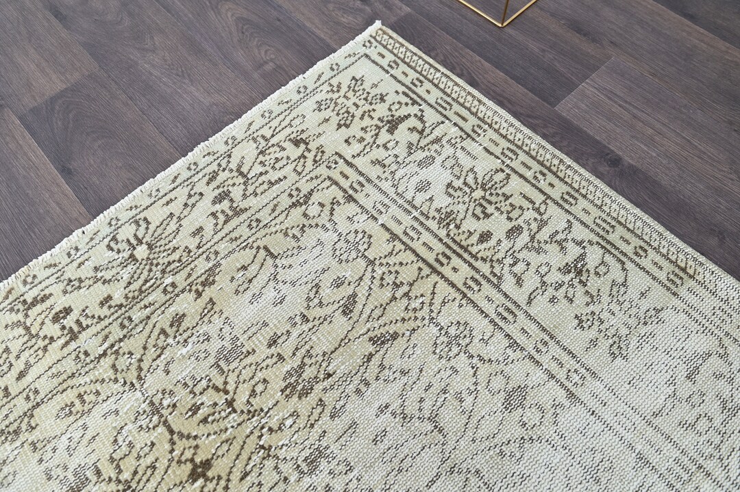 6'6 X 9'2 Ft Vintage Wool Area Rug for Bedroom, Living Room, Dining