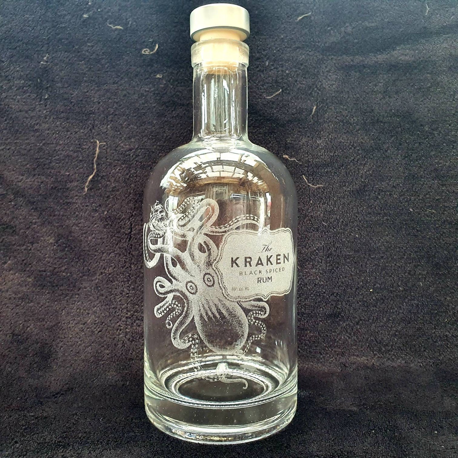 Kraken decanter gift box set can be personalised present gift Etsy