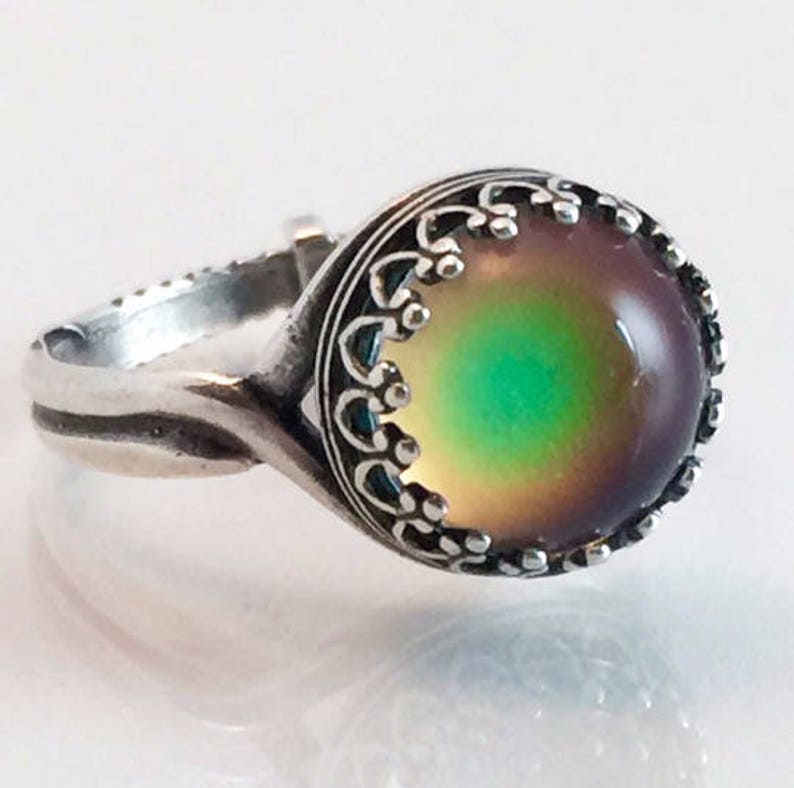 MOOD RING Small Round Silver Plated Crown Color Aurora Rainbow - Etsy