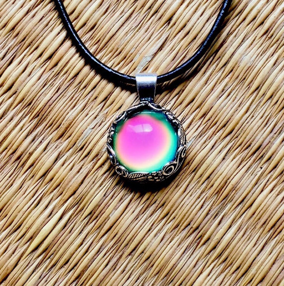 MOOD RING Leather Necklace Silver Floral Pendant Colorful Aurora