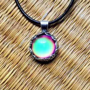 MOOD RING Leather Necklace Silver Floral Pendant Colorful Aurora Rainbow Color Changing Jewelry image 5